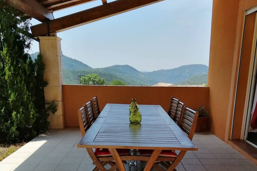 Photo of Patio Balcony in Beauvoisin