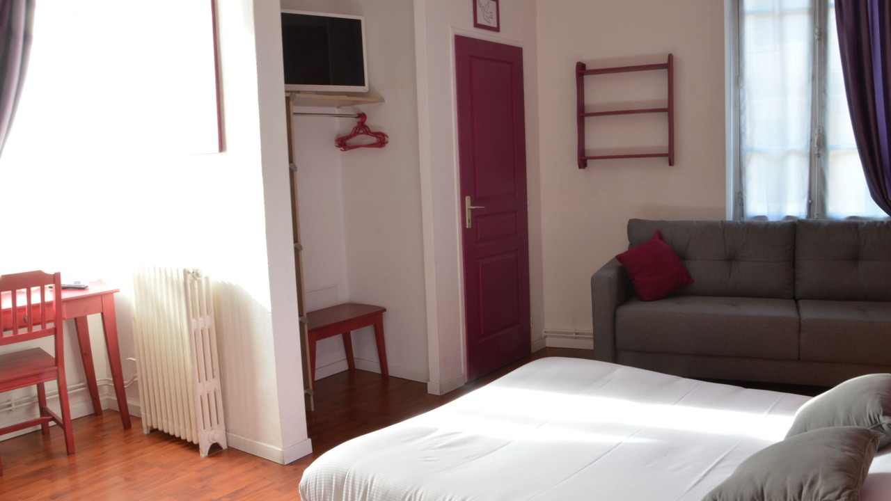 Photo of Bedroom in Chalon-sur-Saone