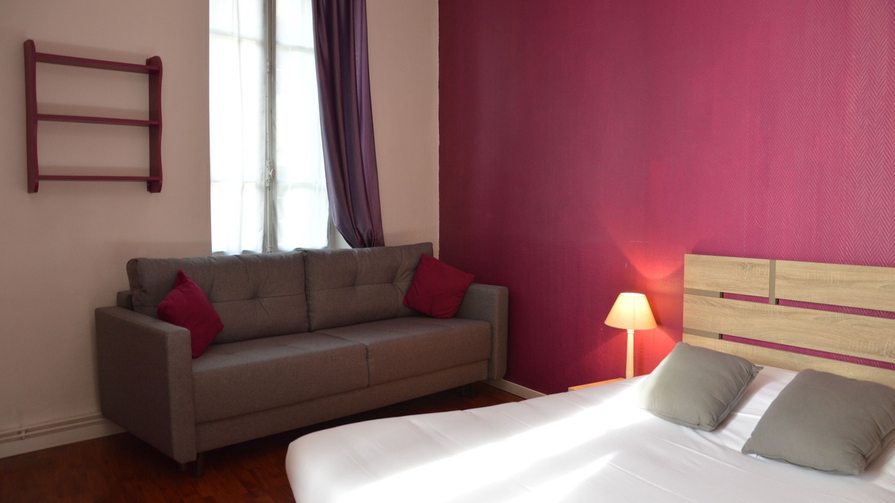 Photo of Bedroom in Chalon-sur-Saone