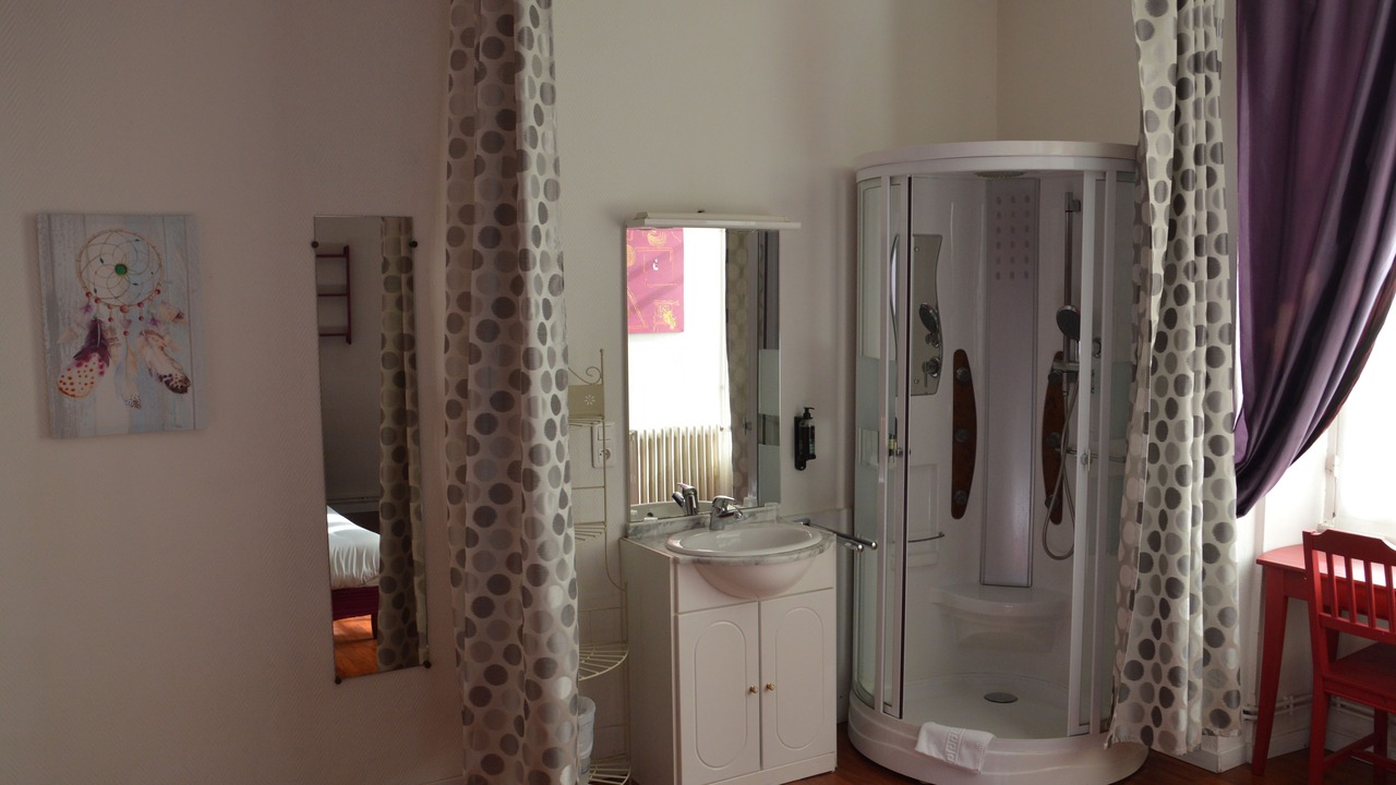 Photo of Bedroom in Chalon-sur-Saone