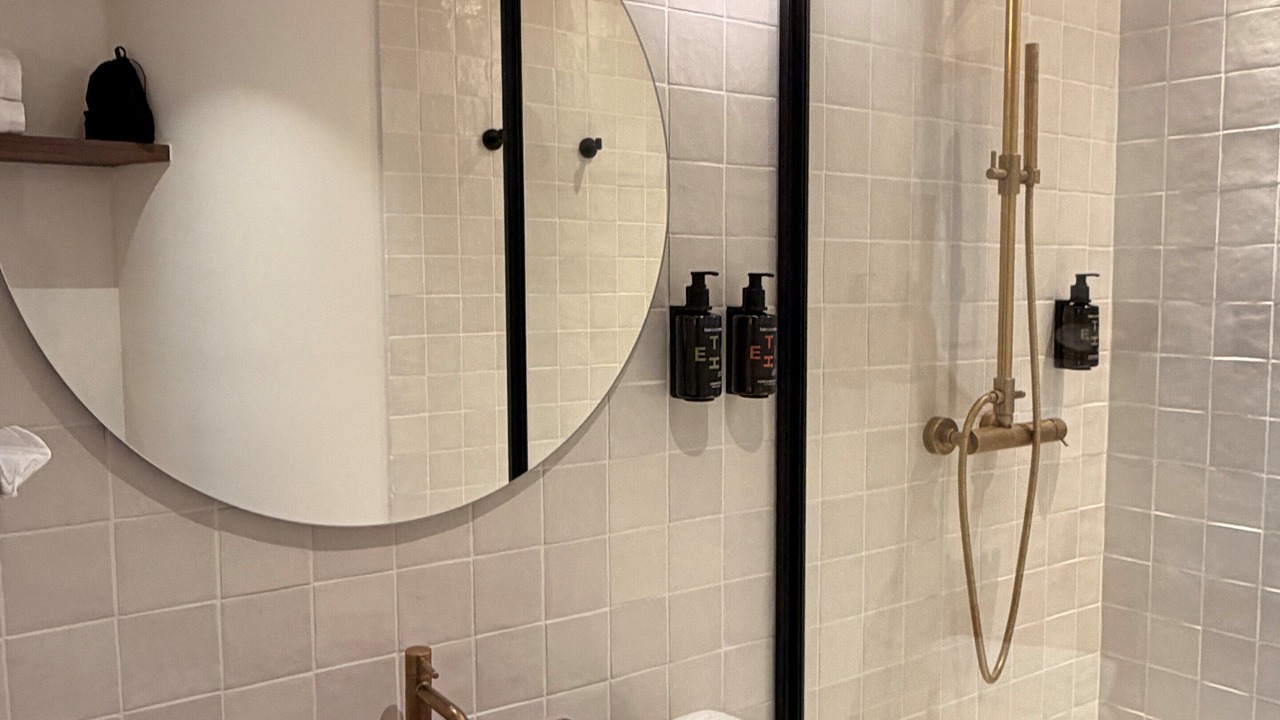 Photo of Bathroom in Condrieu