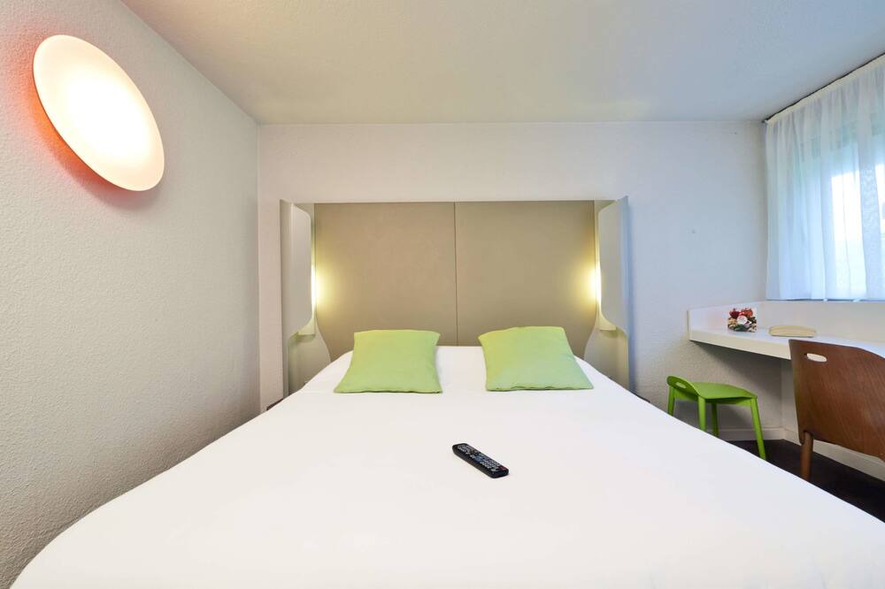 Photo of Bedroom in Saint-Martin-d'Heres