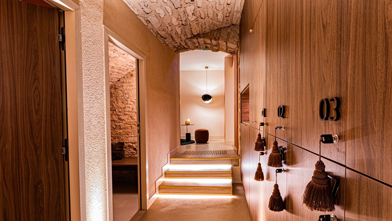 Photo of Bedroom in Beaune City Centre
