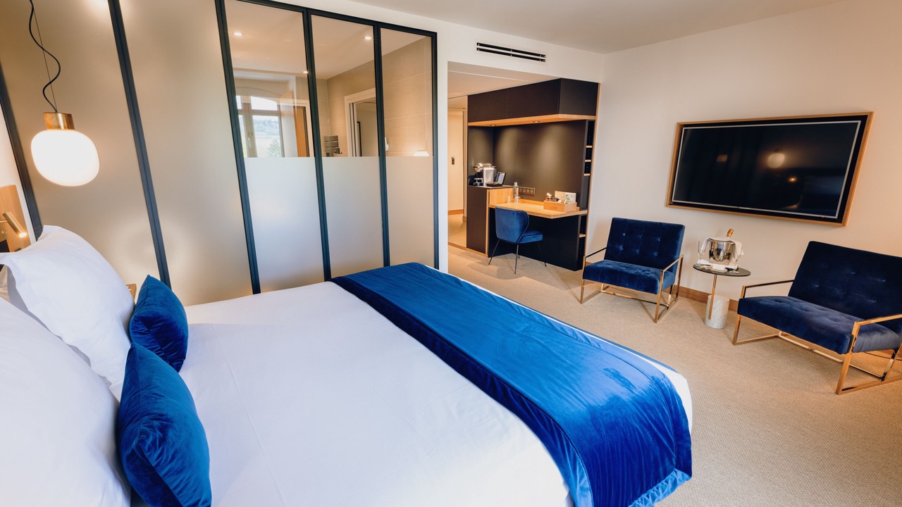 Photo of Bedroom in Beaune City Centre