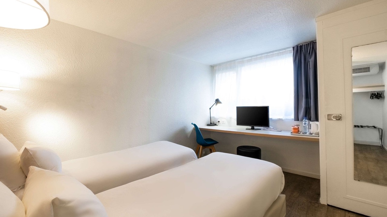 Photo of Bedroom in Rungis
