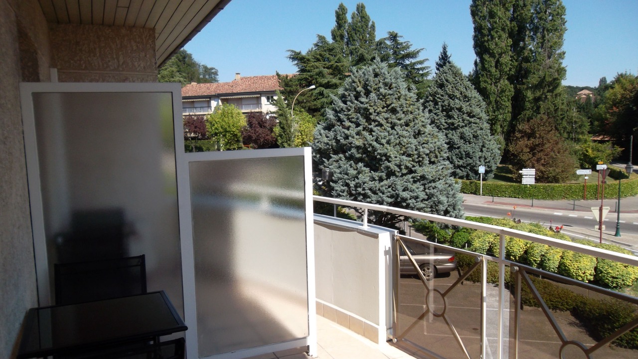 Photo of Patio Balcony in Roussillon-en-Isere