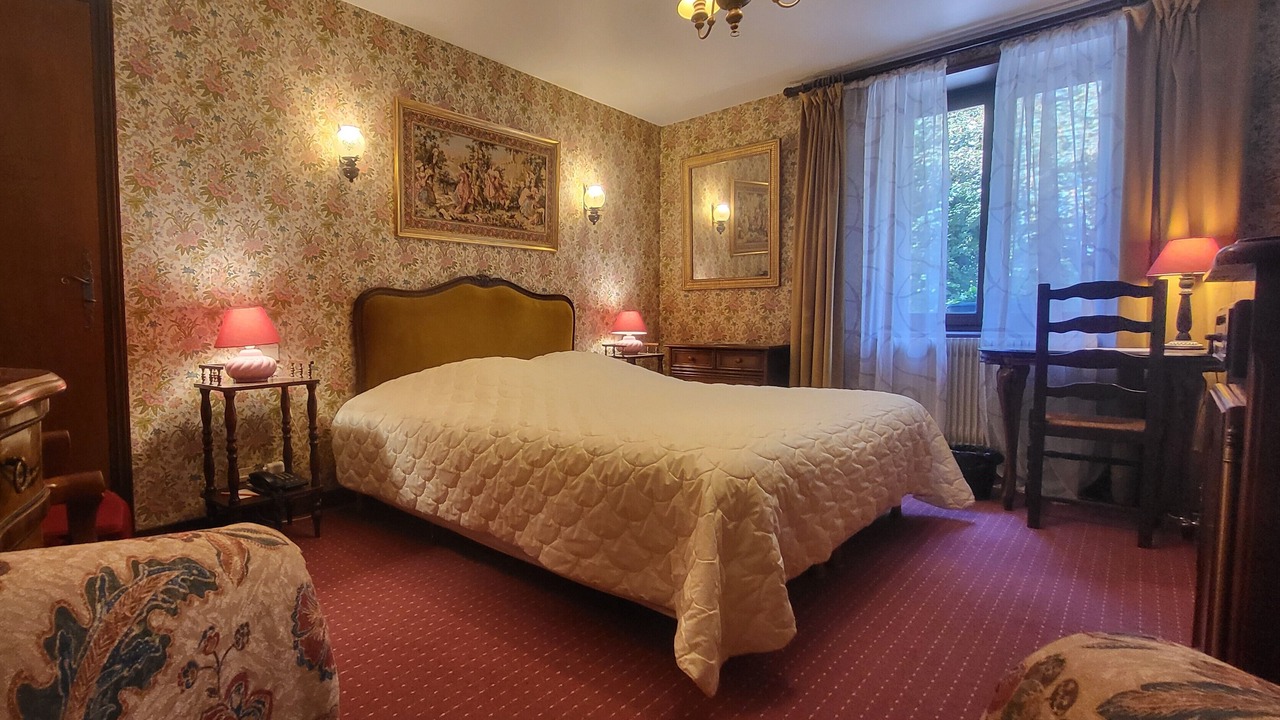 Photo of Bedroom in Replonges