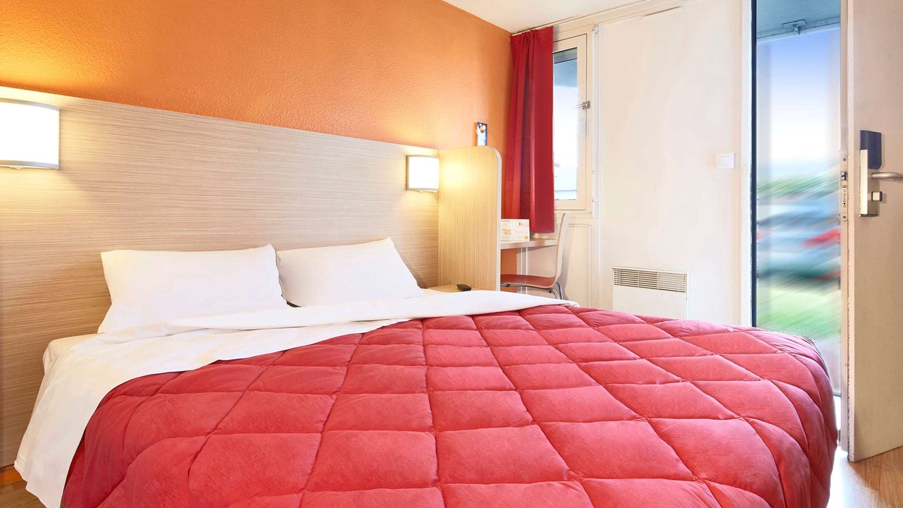 Photo of Bedroom in Epinay-sur-Orge