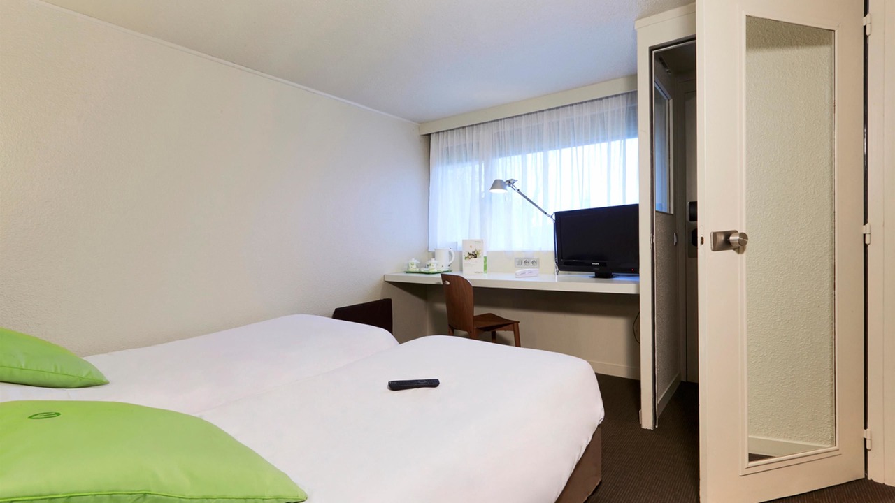 Photo of Bedroom in Ecole-Valentin