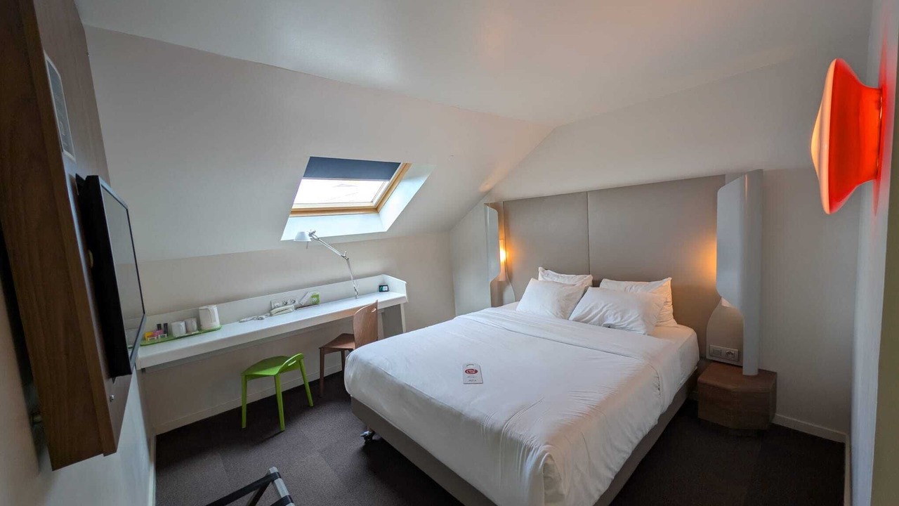 Photo of Bedroom in Villejust