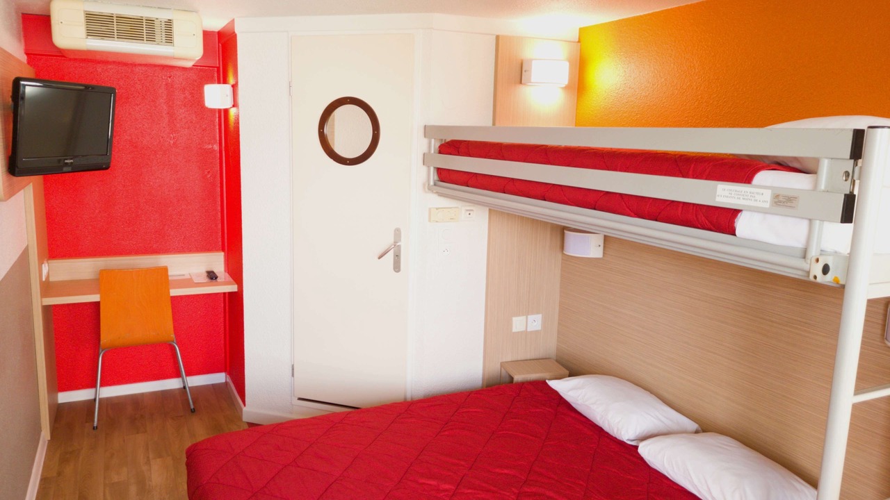 Photo of Bedroom in Semecourt