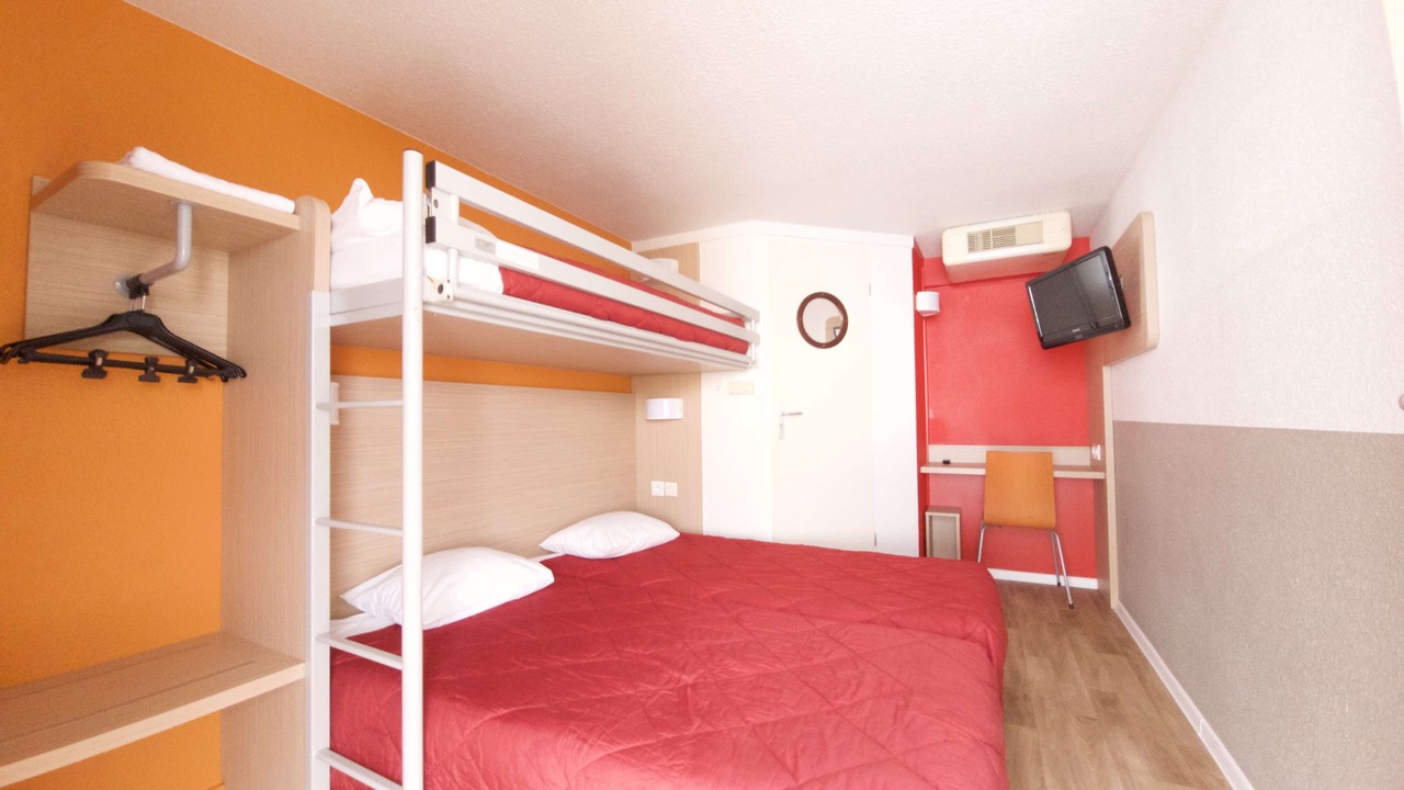 Photo of Bedroom in Semecourt