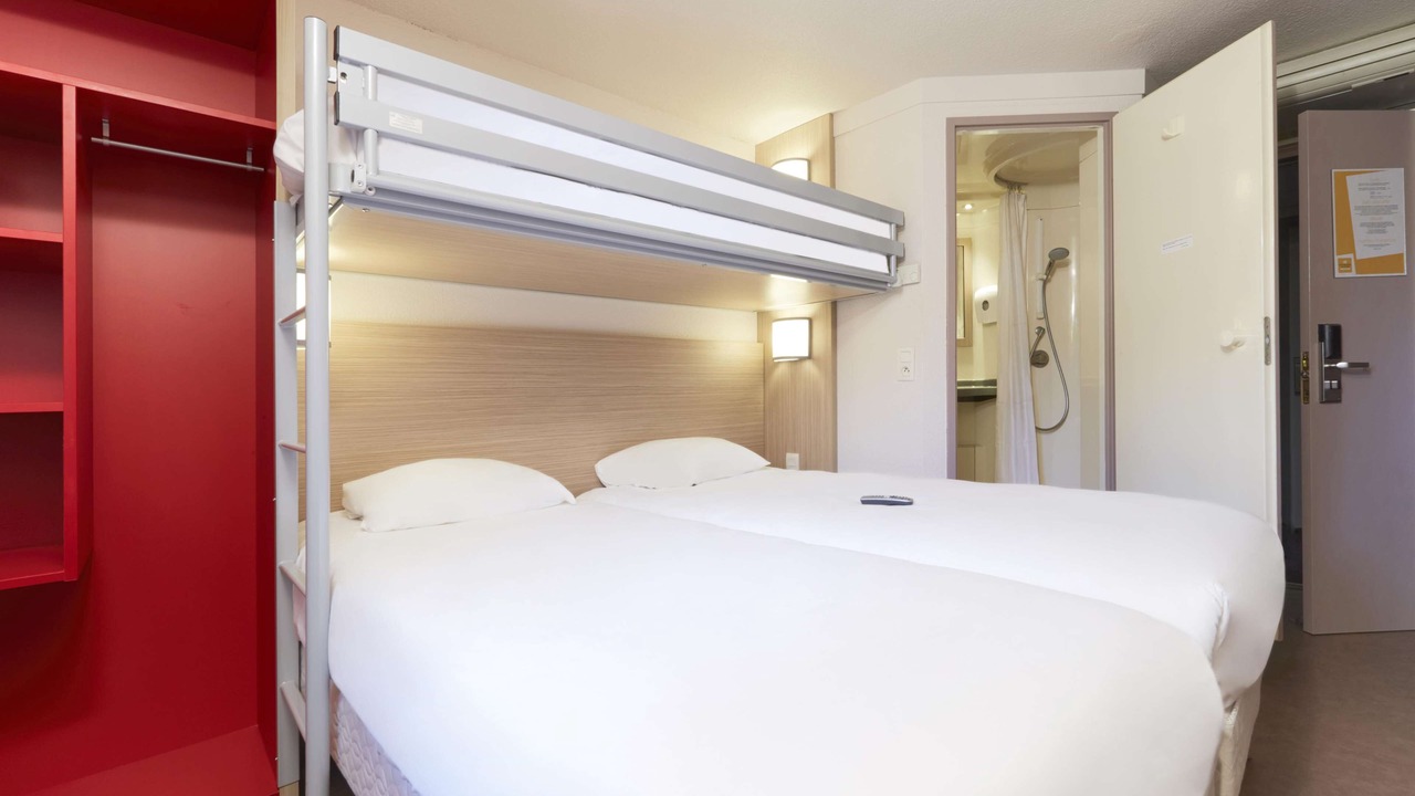 Photo of Bedroom in Chalon-sur-Saone