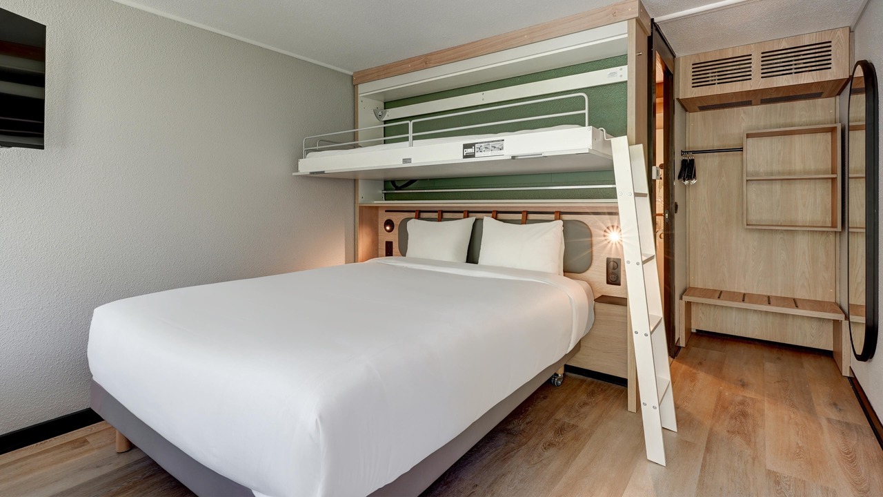 Photo of Bedroom in Saint-Francois d'Assise