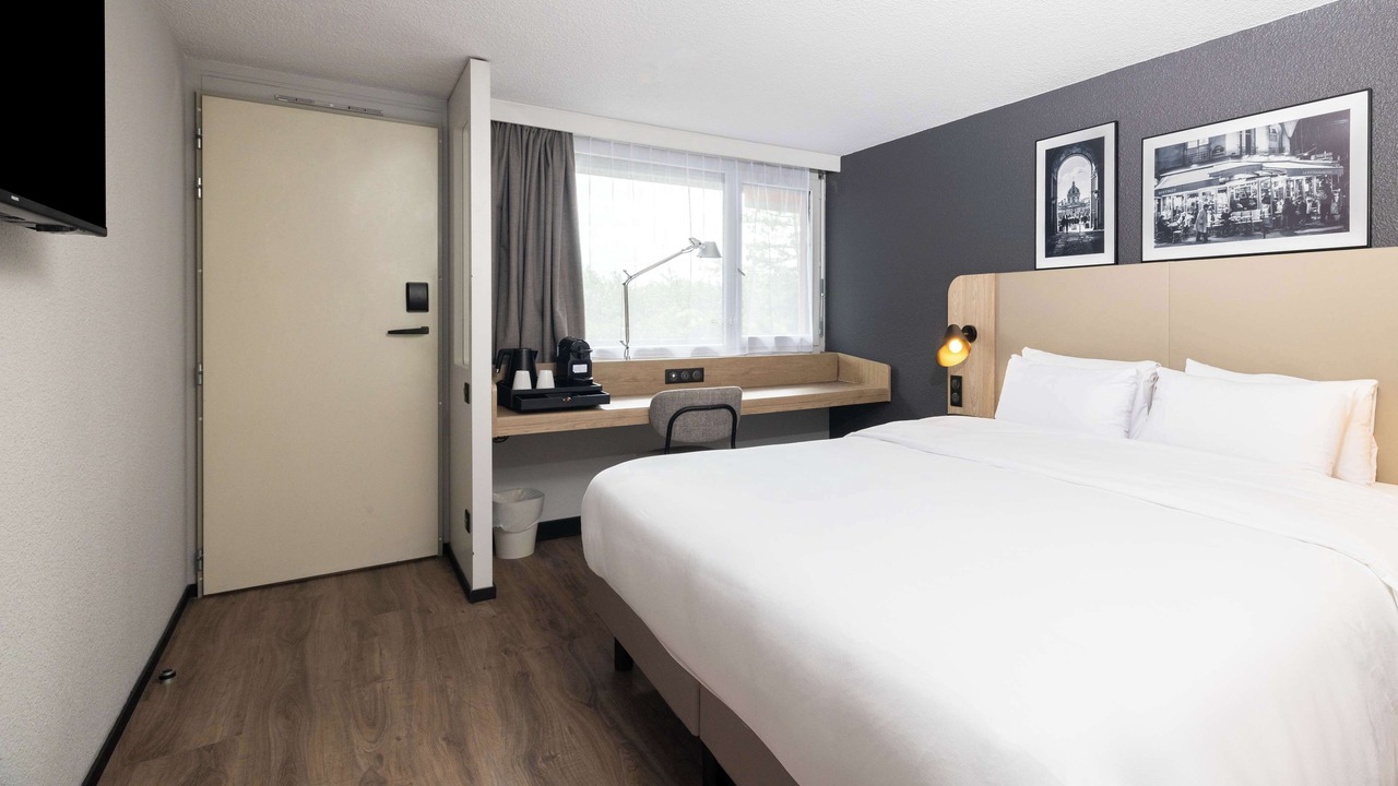 Photo of Bedroom in Saint-Francois d'Assise