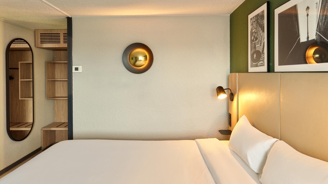 Photo of Bedroom in Les Ulis