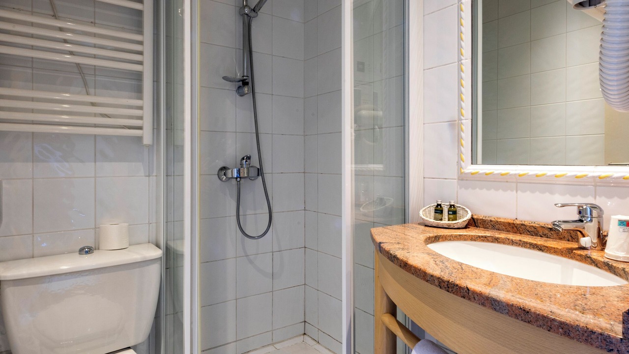 Photo of Bathroom in Sauvigny-le-Bois