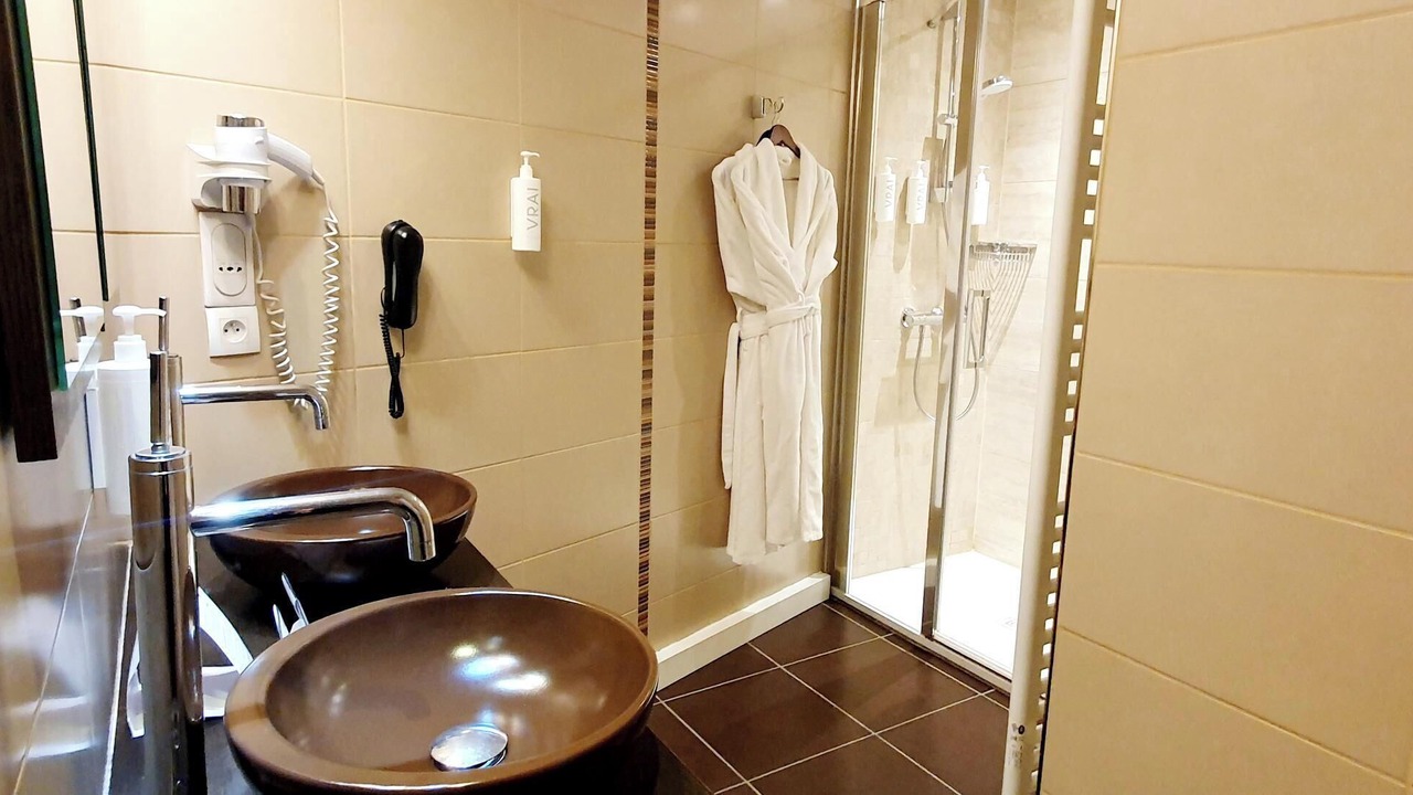 Photo of Bathroom in Tournus