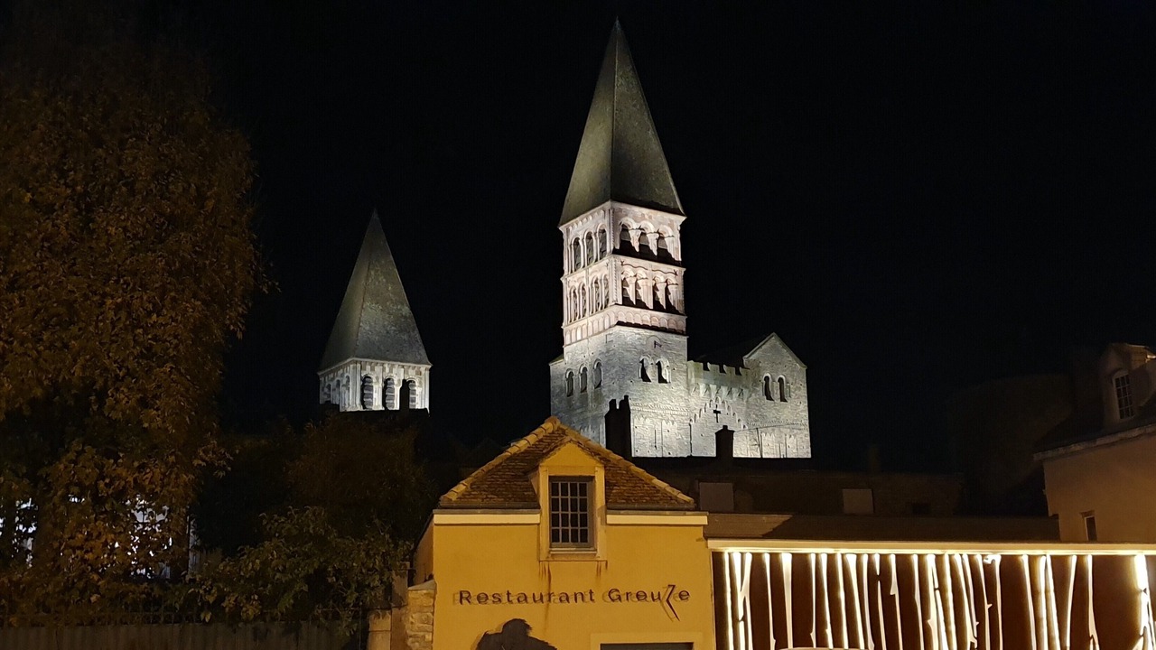 Photo of Others in Tournus
