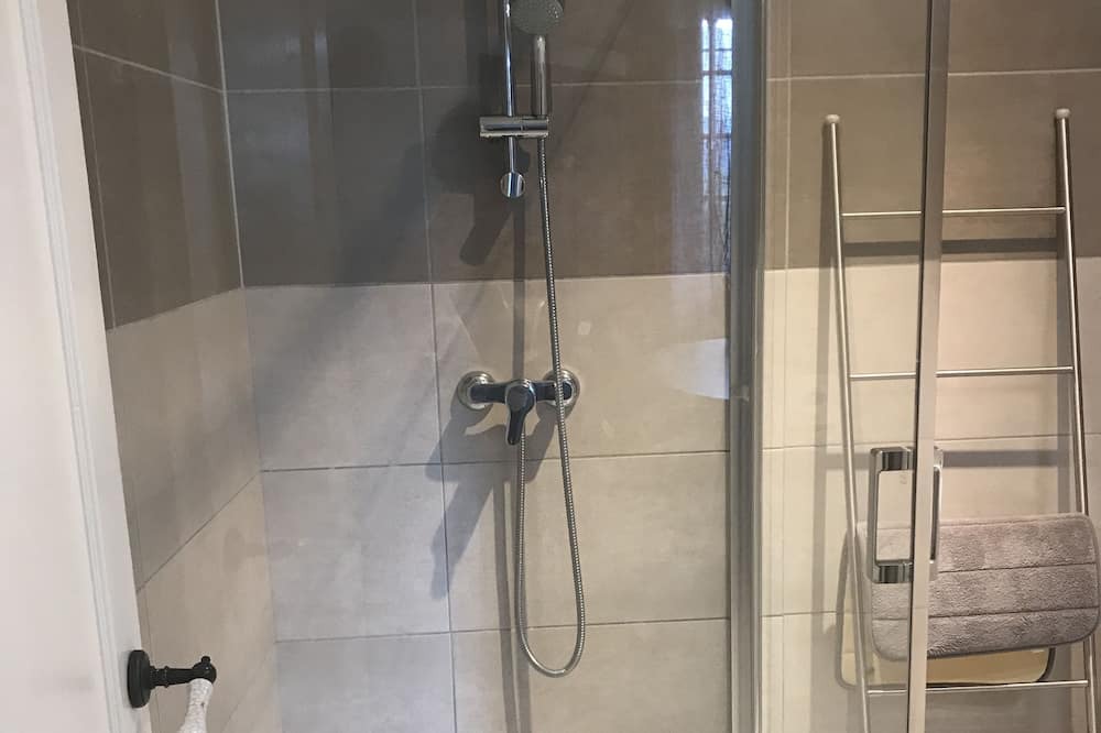 Photo of Bathroom in Vaison-la-Romaine