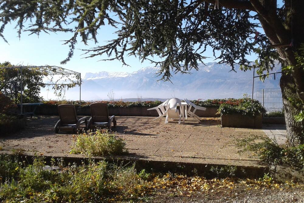 Photo of Others in Poisat