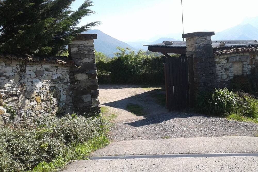 Photo of Outdoor in Poisat