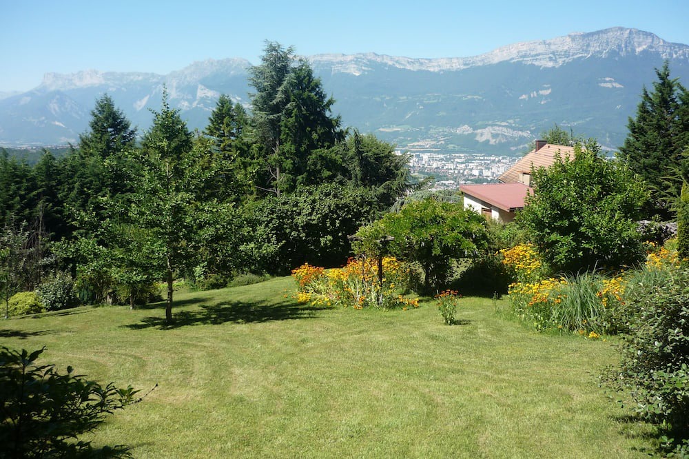 Photo of Outdoor in Poisat