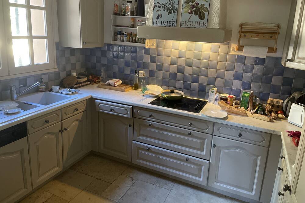 Photo of Kitchen in Bedoin