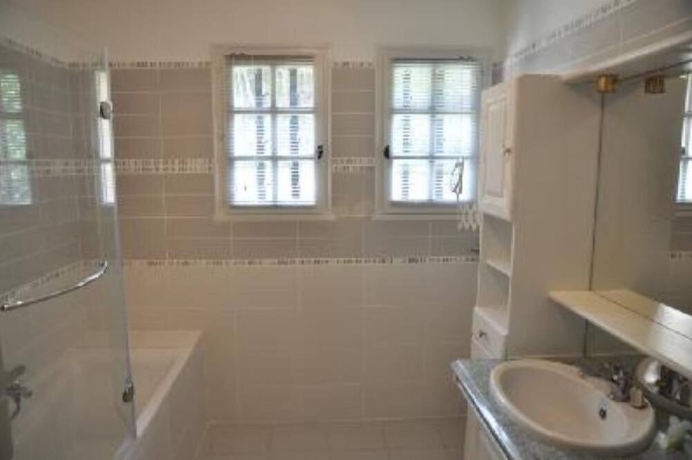 Photo of Bathroom in Bedoin
