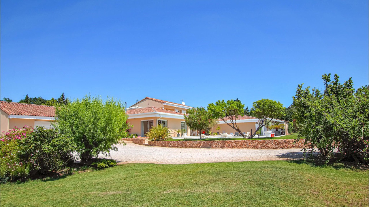 Photo of Outdoor in Montelimar