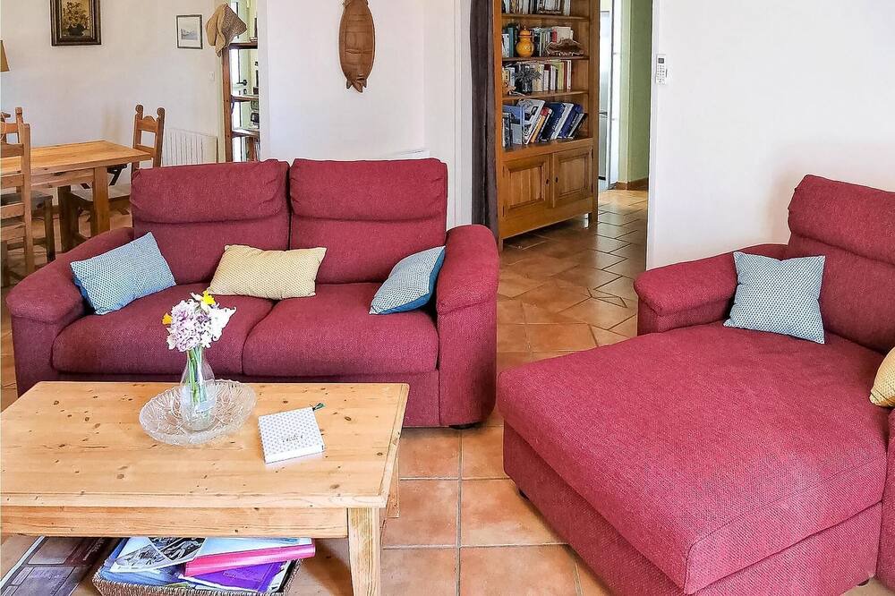 Photo of Bedroom in Mornas
