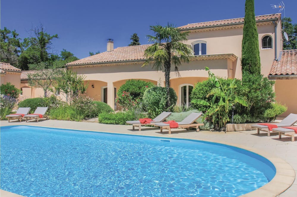 Photo of Outdoor in Montelimar