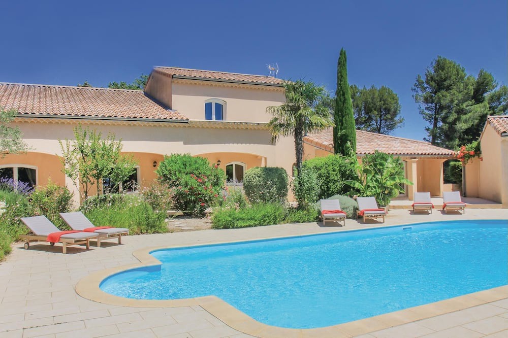Photo of Outdoor in Montelimar