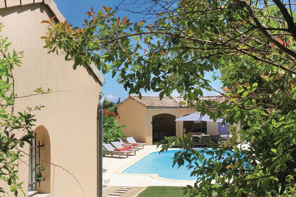 Photo of Others in Montelimar