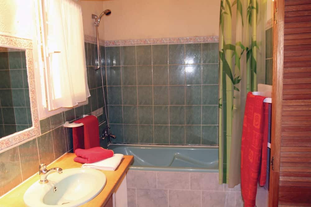 Photo of Bathroom in Mayres