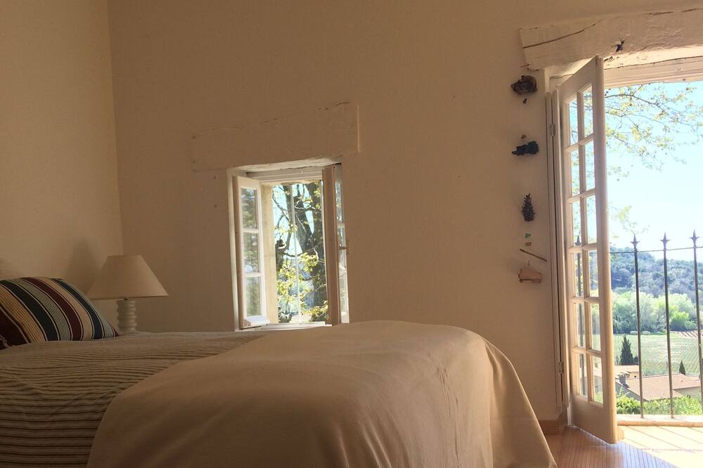 Photo of Bedroom in Visan