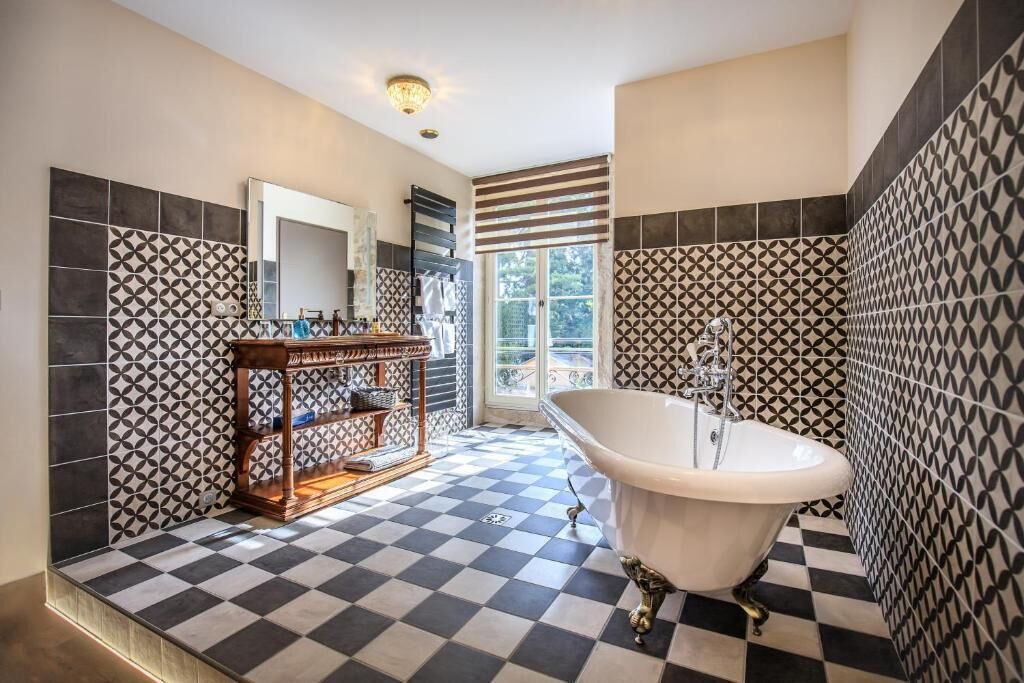 Photo of Bathroom in Tournus