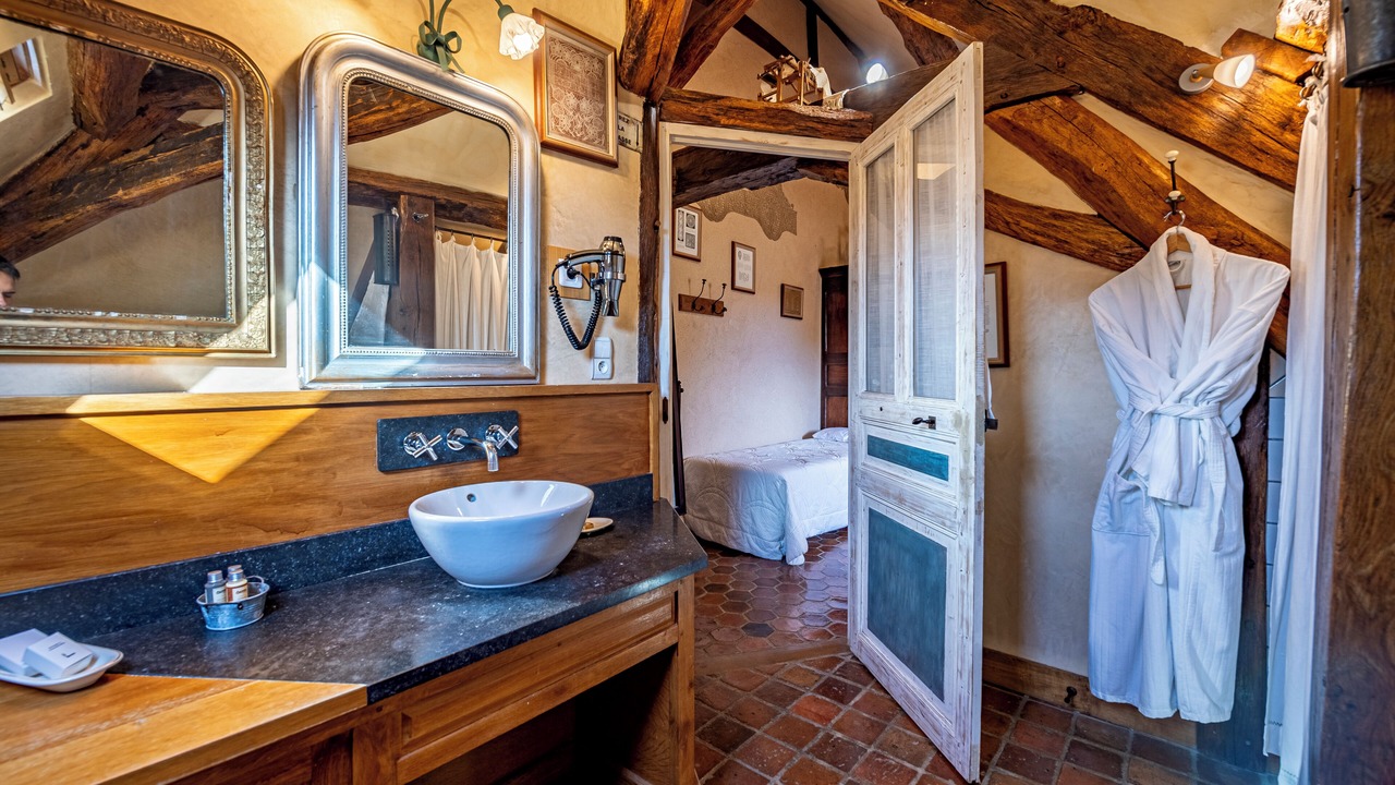 Photo of Bathroom in Nitry