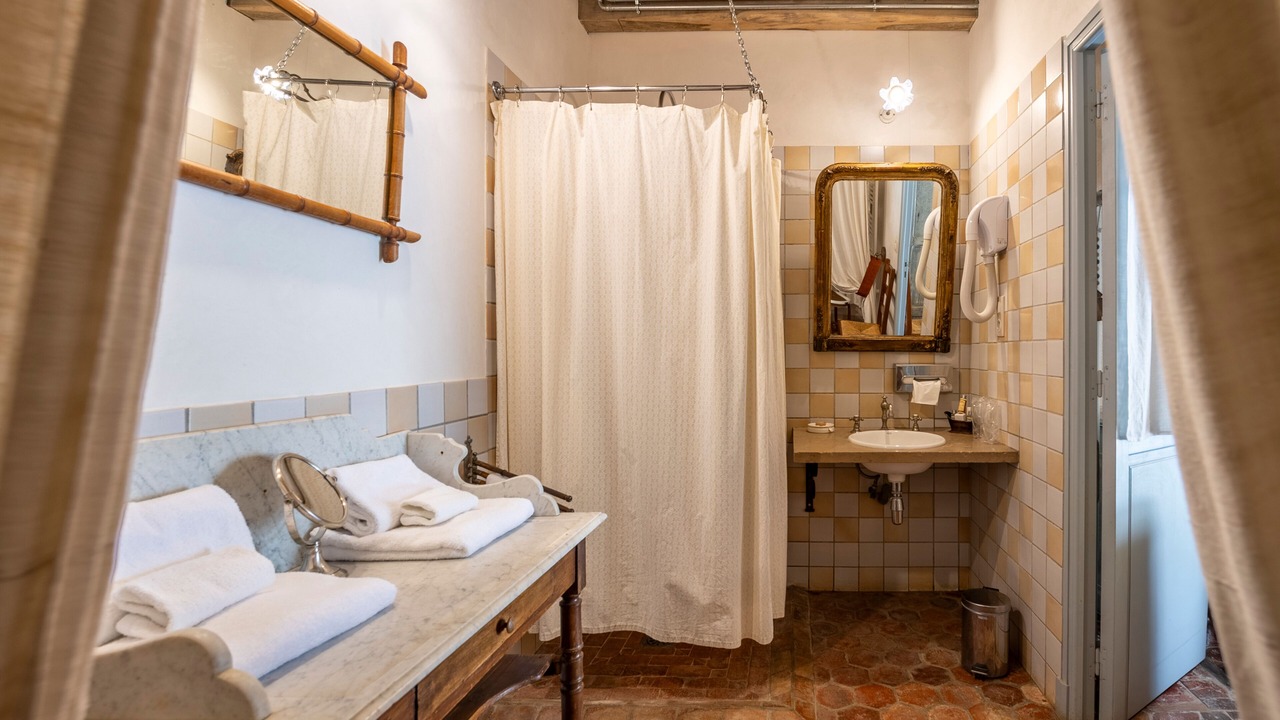 Photo of Bathroom in Nitry