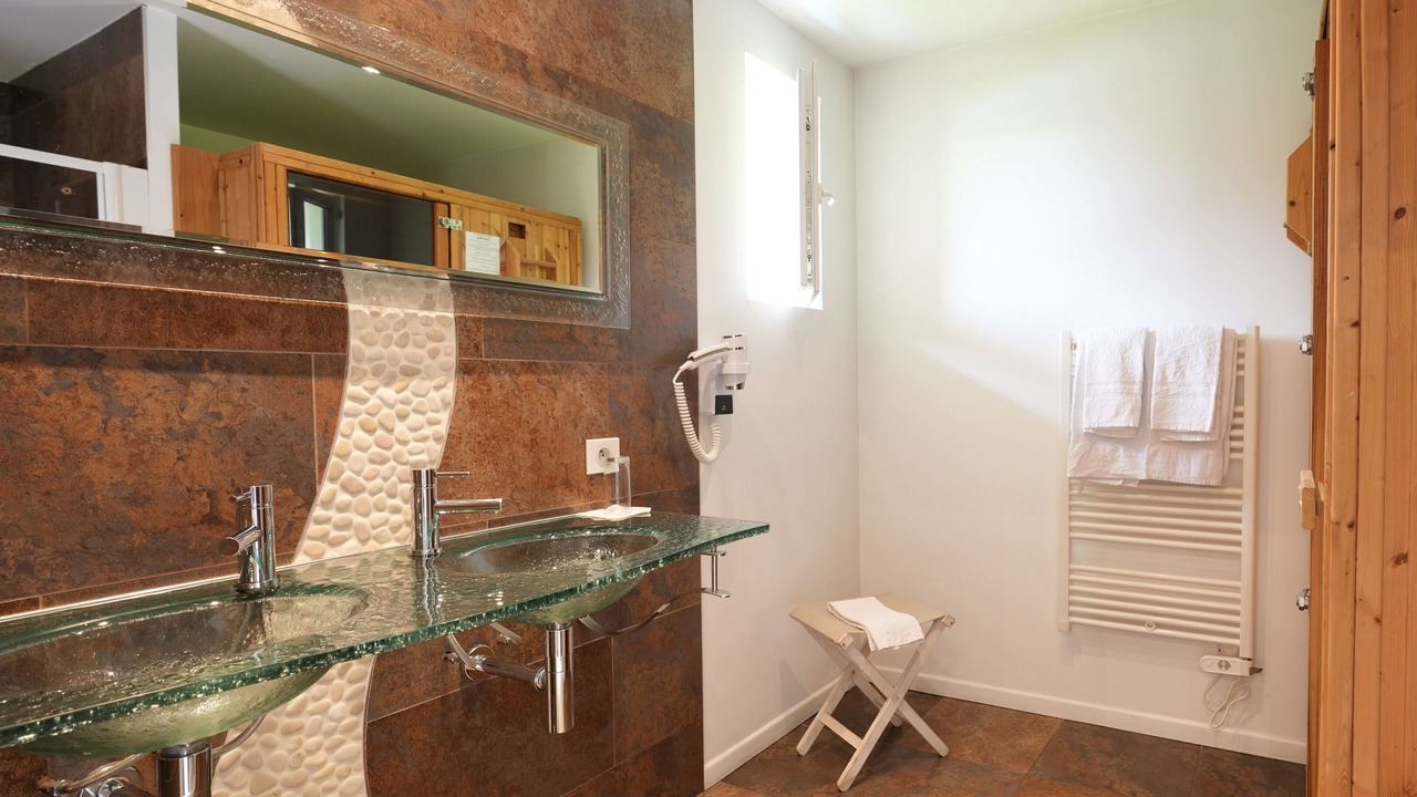 Photo of Bathroom in Froideterre