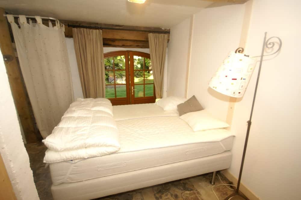 Photo of Bedroom in Saint-Germain-des-Champs