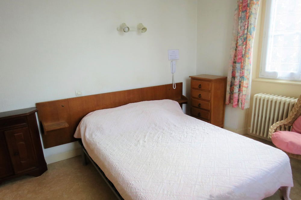 Photo of Bedroom in Bourbonne-les-Bains