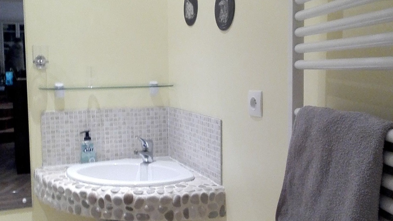 Photo of Bathroom in Treban