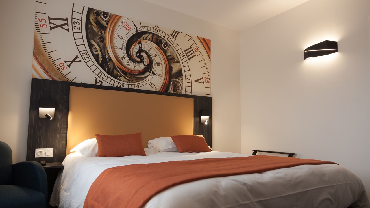 Photo of Bedroom in Donzere