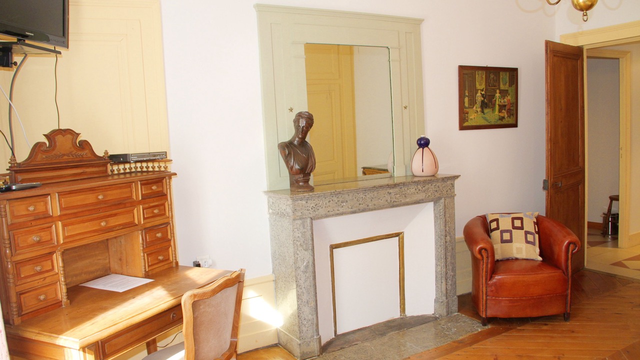 Photo of Bedroom in Syam