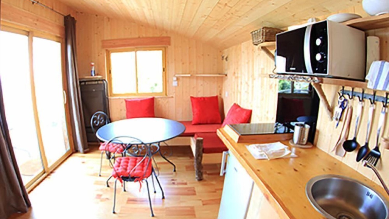 Photo of Bedroom in Syam