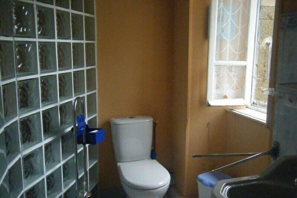 Photo of Bathroom in Prades