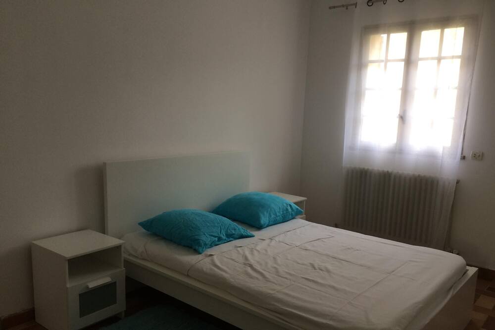 Photo of Bedroom in Taillades