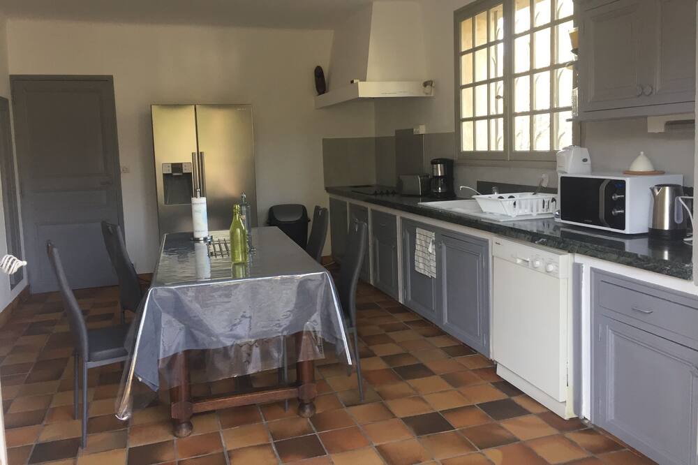 Photo of Kitchen in Taillades