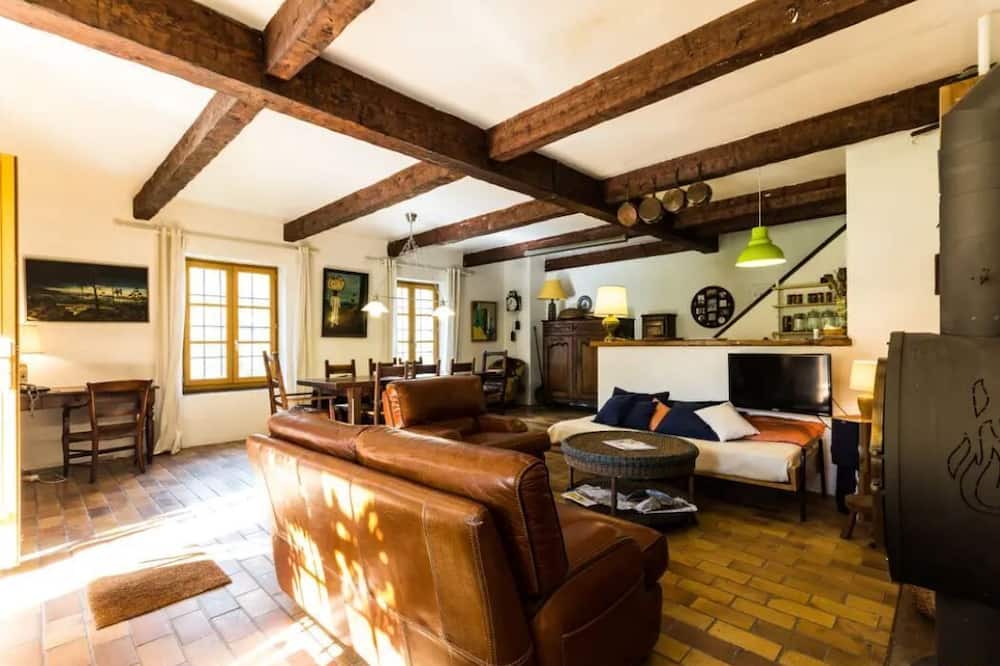Photo of Livingroom in Le Gua